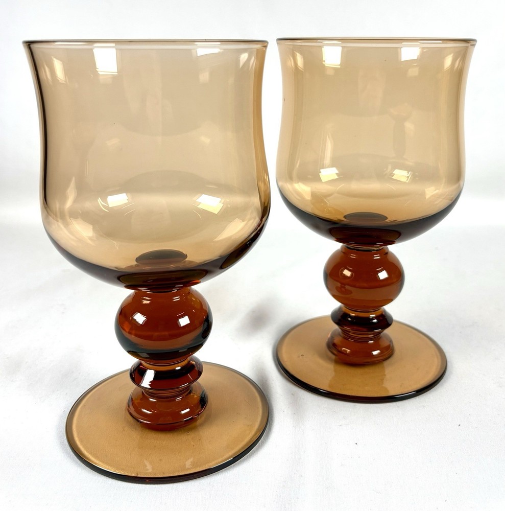 💥Set of 2 Amber Glass Wine Water Goblets Vintage Blown Glass.