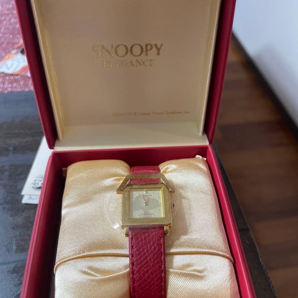 Peanuts Snoopy Watch 50th Limited Edition Red Fashion Ladies Timepiece 9500