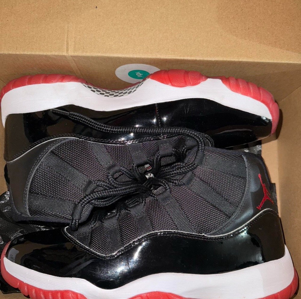 Air Jordan 11 Bred Men's Sneakers US Size 9.5
