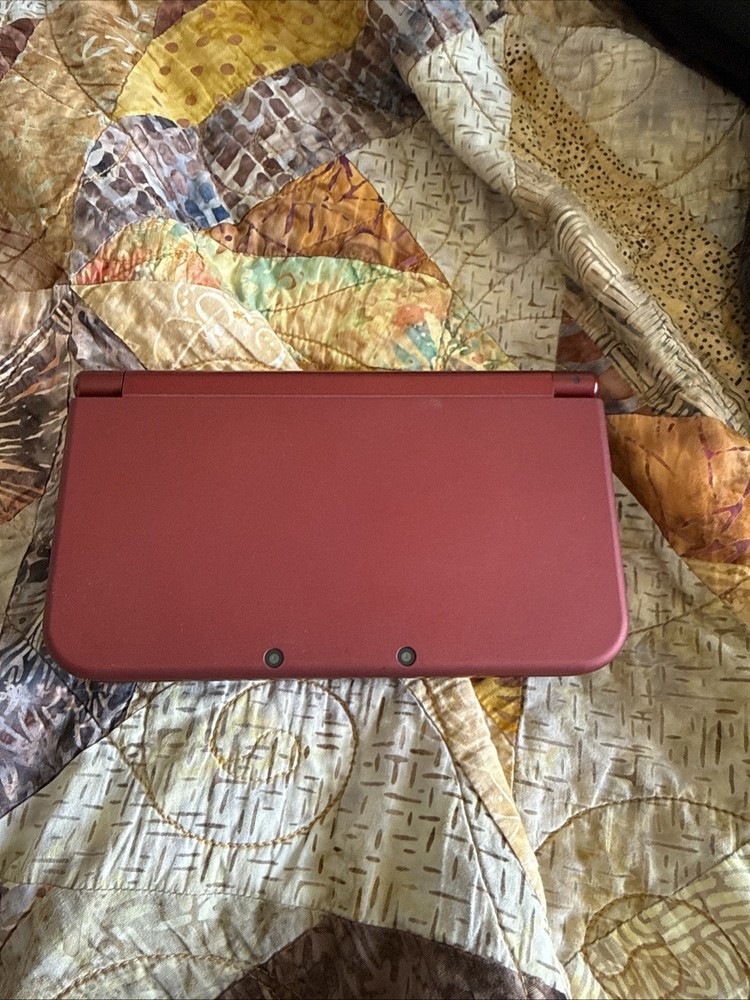 Nintendo New Nintendo 3DS LL Handheld Gaming Console - Metallic Red