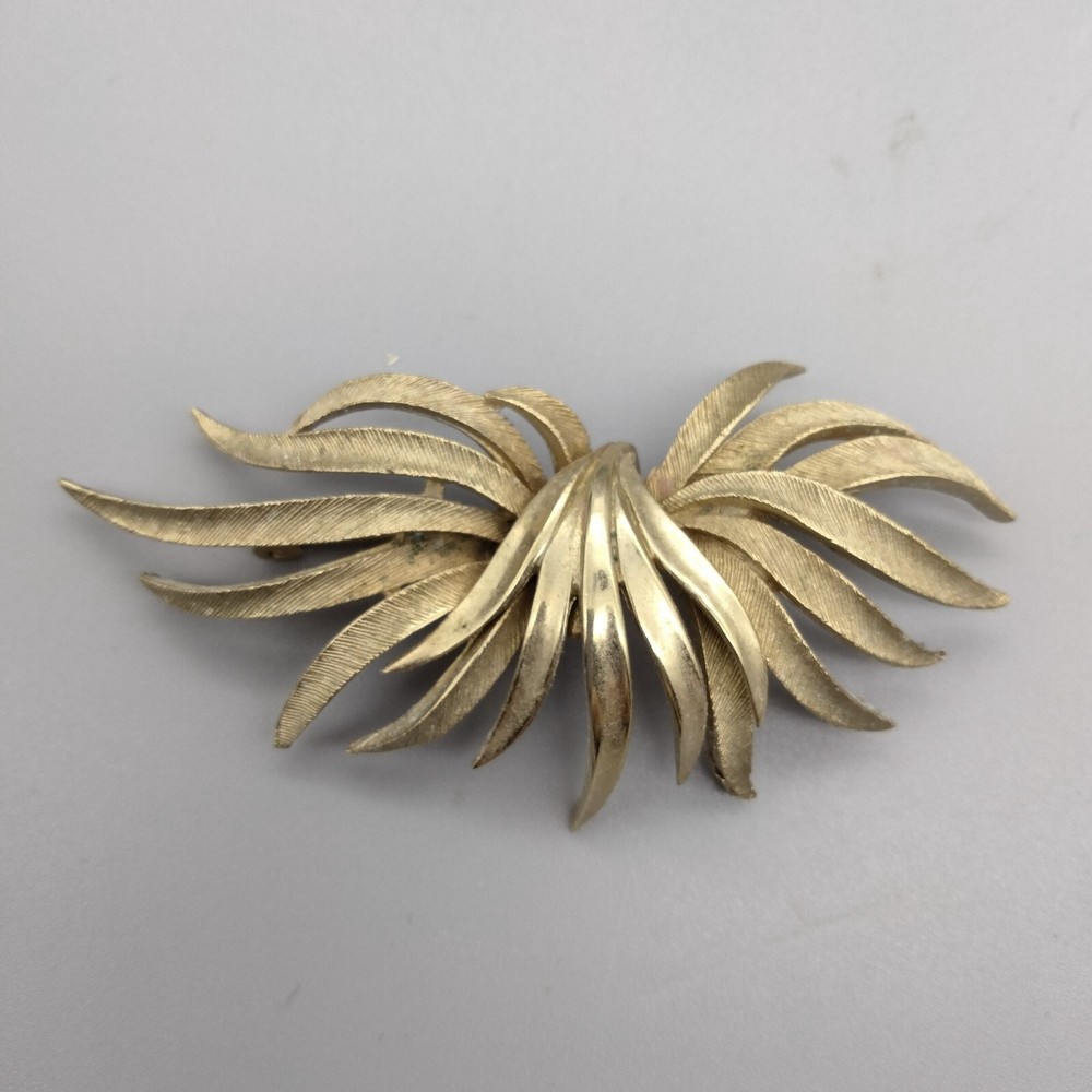 Brutalist Abstract Bow Brooch Pin Gold Tone Vintage 1950s Coro Signed-image