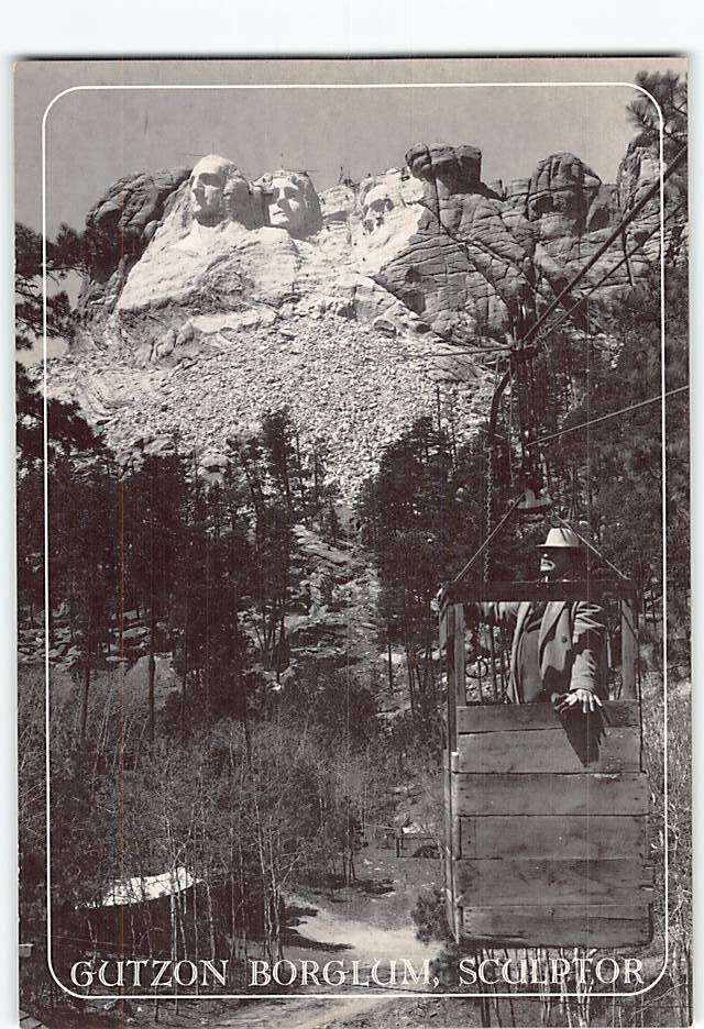 Postcard Gutzon Borglum Mount Rushmore National Memorial Keystone SD USA