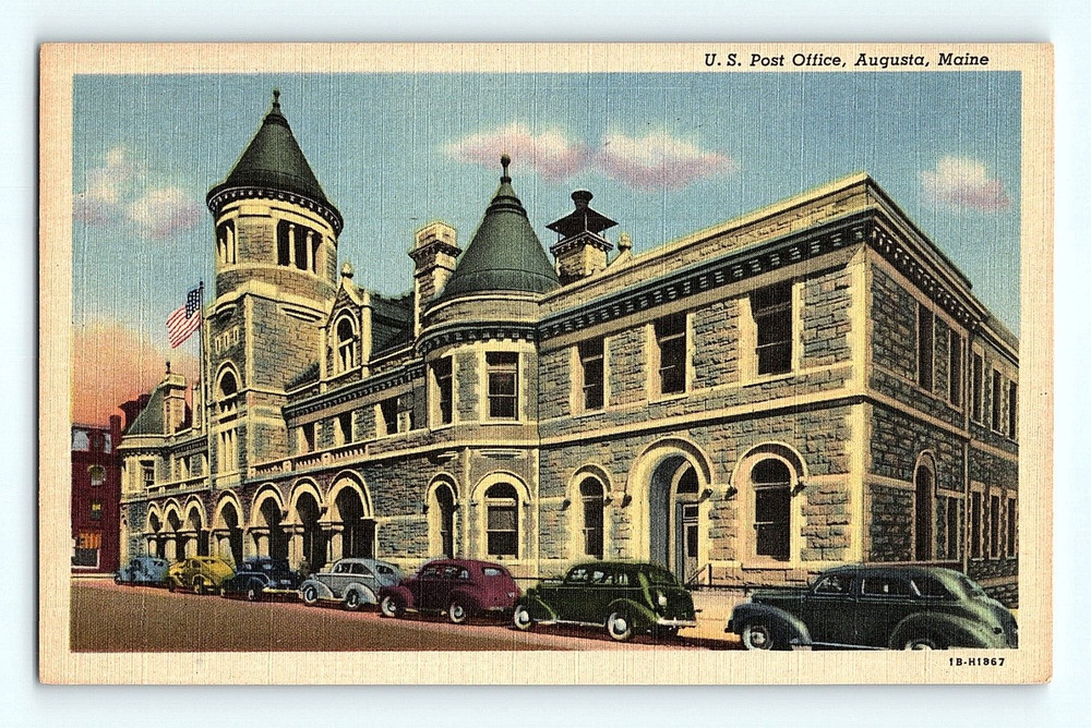 U. S. Post Office Augusta Maine Street View Cars Parked Vintage Postcard G3