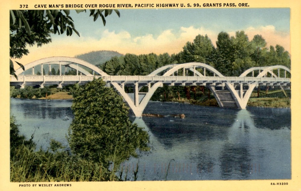 Cave Man's Bridge, Rogue River, Grants Pass, Oregon Postcard