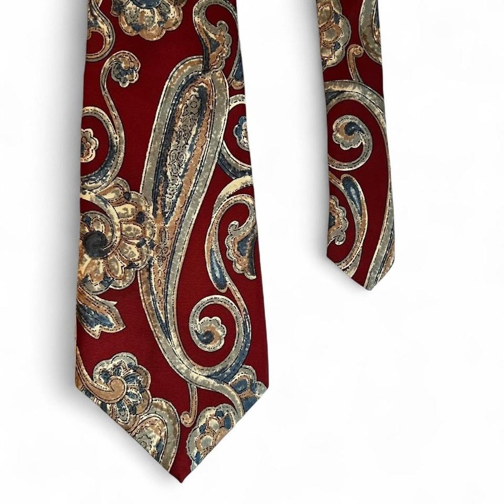 Vintage Givenchy Monsieur Mens 100% Silk Formal Tie Paisley Design
