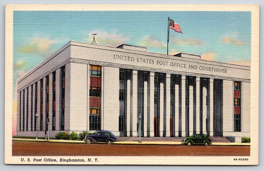 Binghamton New York~US Post Office Courthouse~Art Deco~Flag~Linen 1940s Postcard