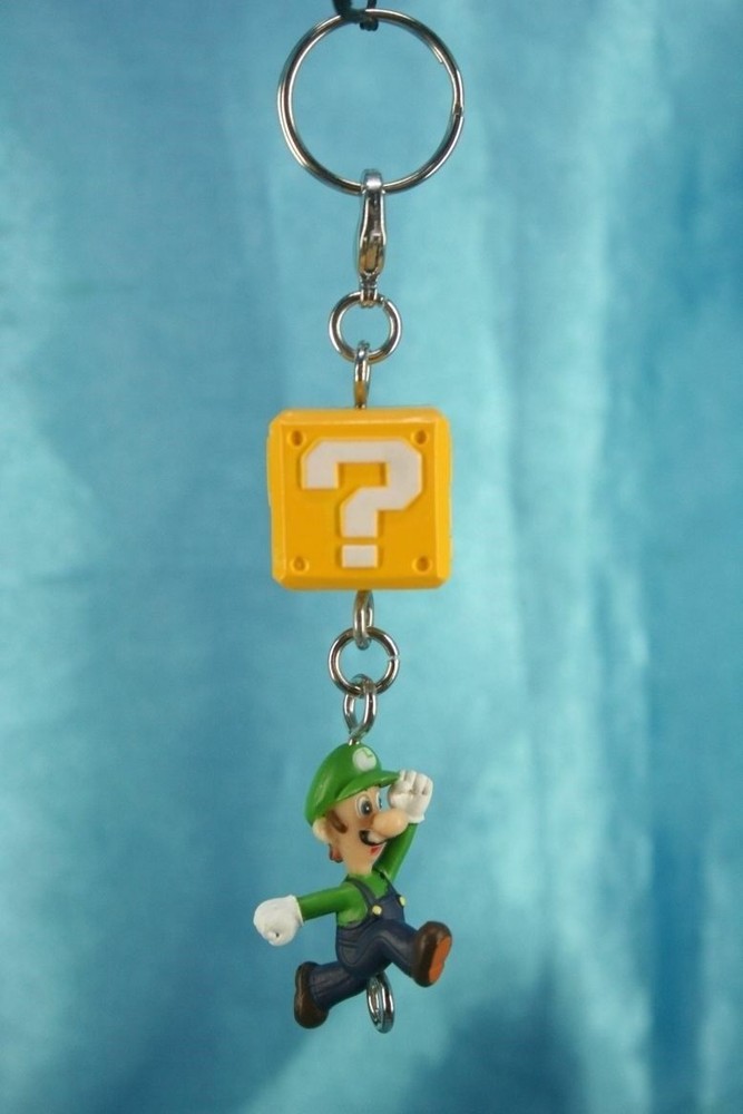 Bandai Super Mario Bros DX Mini Charm Zipper Pull Figure Symbol Block Luigi