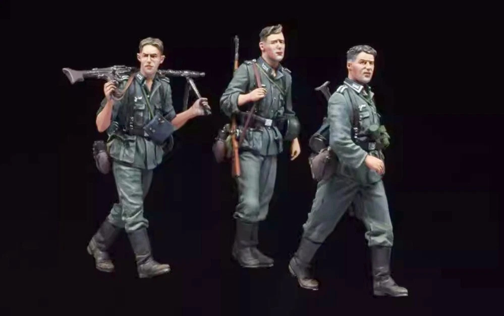 1/35 resin figures WW II German Soldiers 3 man unassembled unpainted
