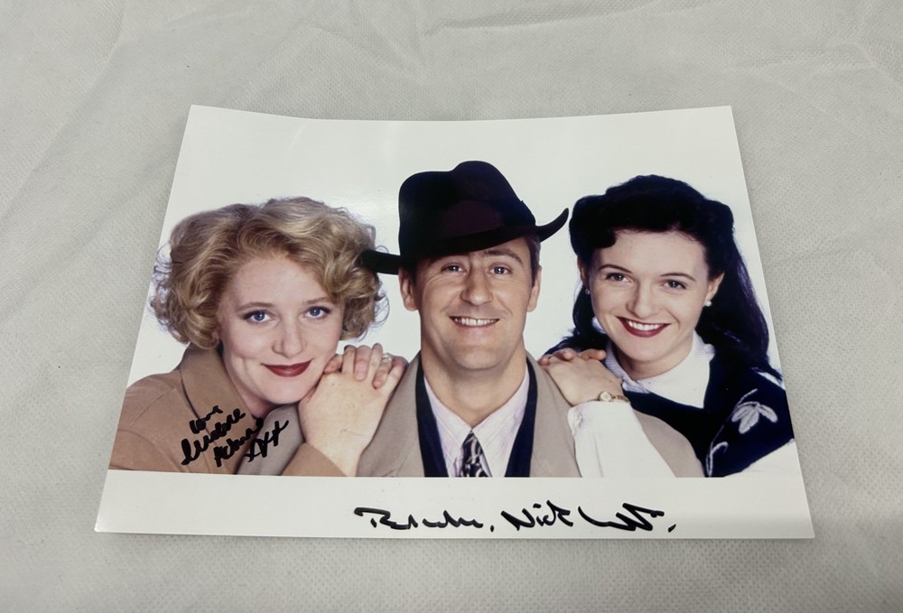 Goodnight Sweetheart  Signed Autograph Nicholas Lyndhurst & Michelle Holmes COA
