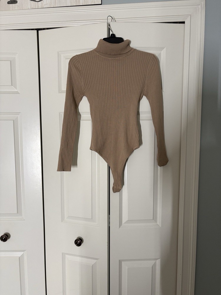 Windsor Women's Body Suit Tan Ribbed Long Sleeve Medium Knit
