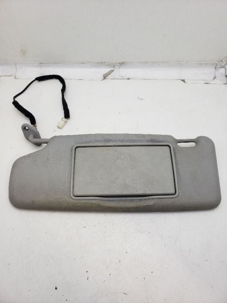 00-03 VOLVO 40 Series Driver Side Illuminated Sun Visor 391008