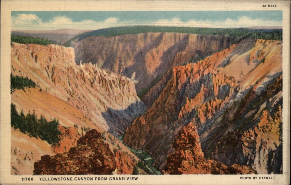 Yellowstone Natl Park Wyoming Canyon aerial view unused vintage linen postcard