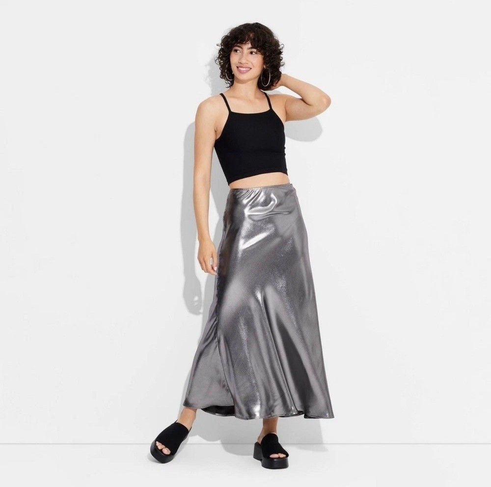NEW Wild Fable Women's Satin Trumpet Maxi Skirt Gray Silver Size Large