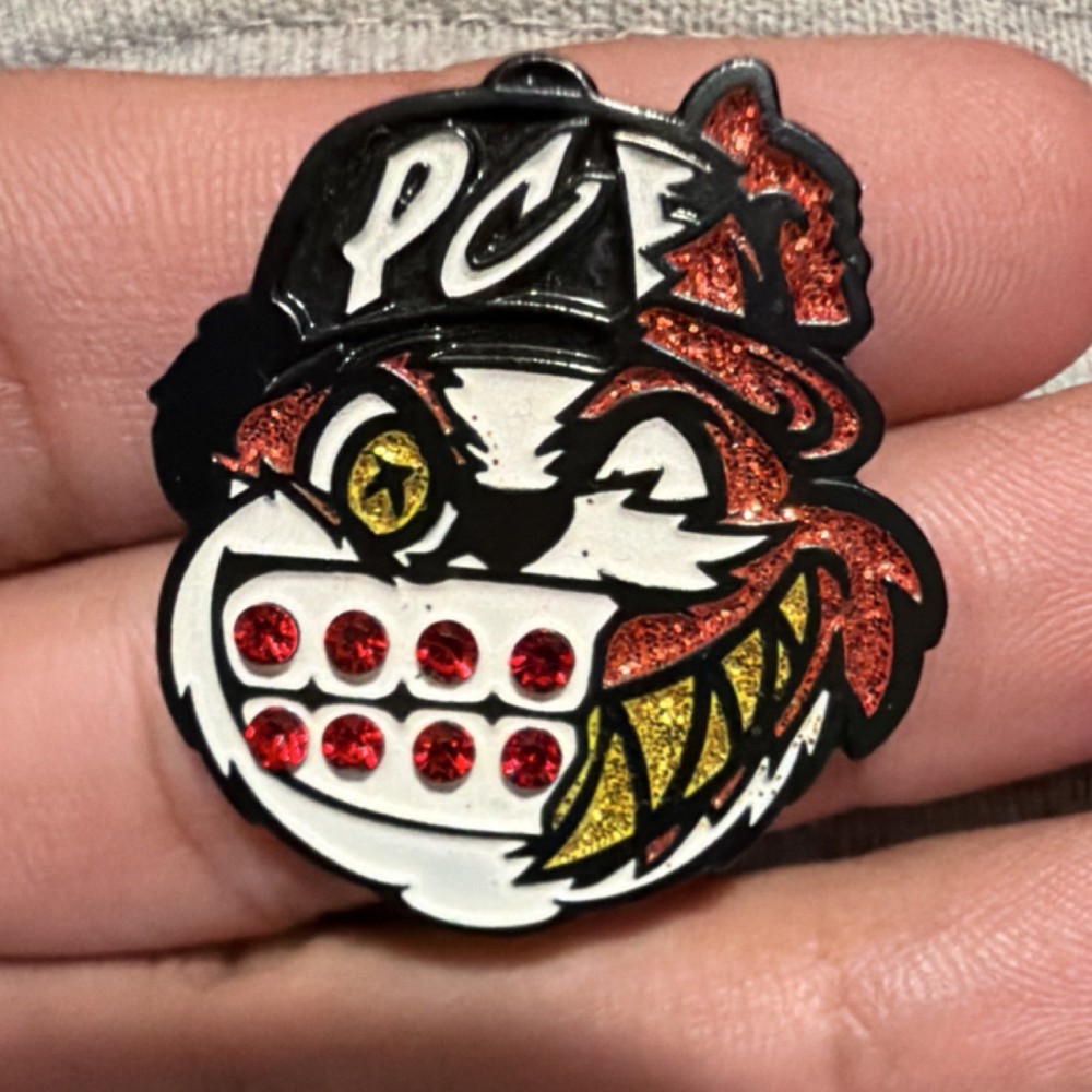 PINZCITY x PANDAGOTFITTEDS COLLAB HAT PIN