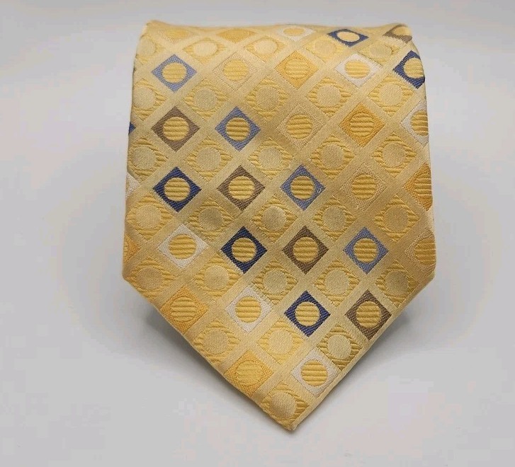 NWT Michael Kors 100% Silk Yellow Tie Geometric Apx. 58 1/4 L x 3 1/2