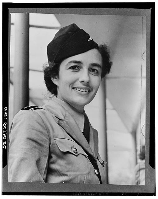 Photo:Woman in Military Uniform Portrait 1940s World War II Era