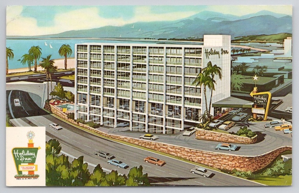Vintage 1968 Holiday Inn Santa Monica, CA Postcard - Curteichcolor