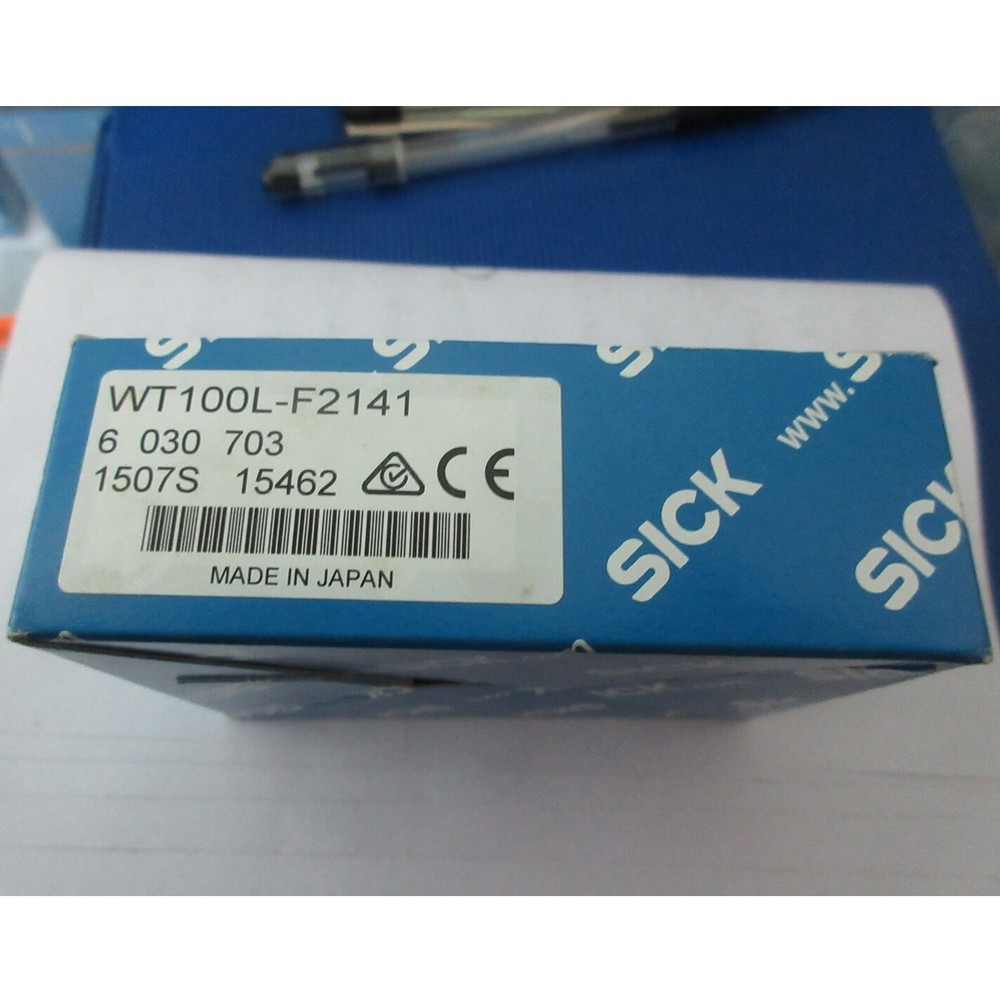 ONE NEW WT100L-F2141 Photoelectric switch sensor *yt