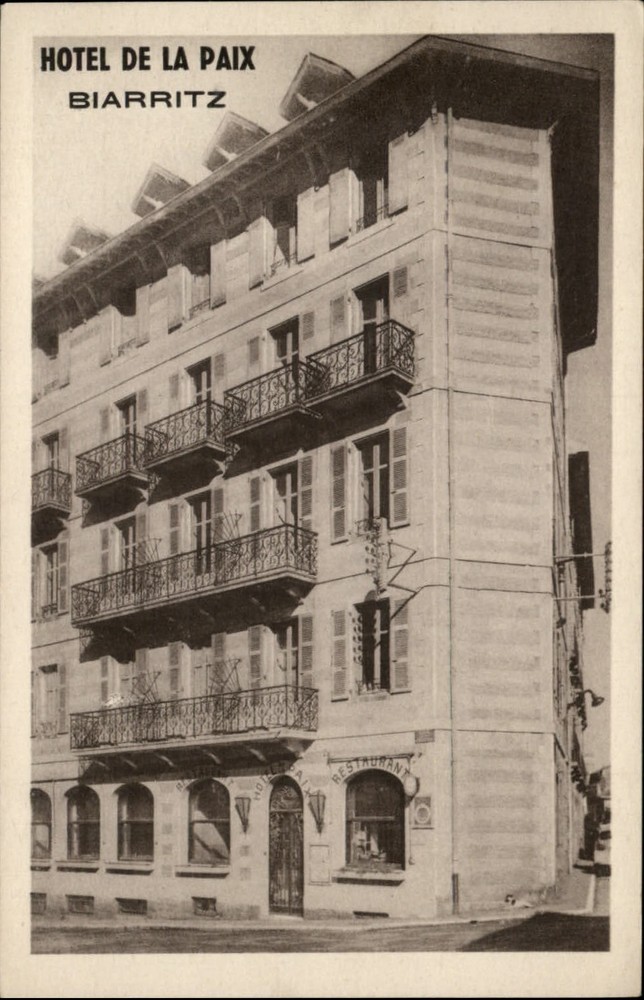 Hotel De La Paix Biarritz France vintage postcard s075