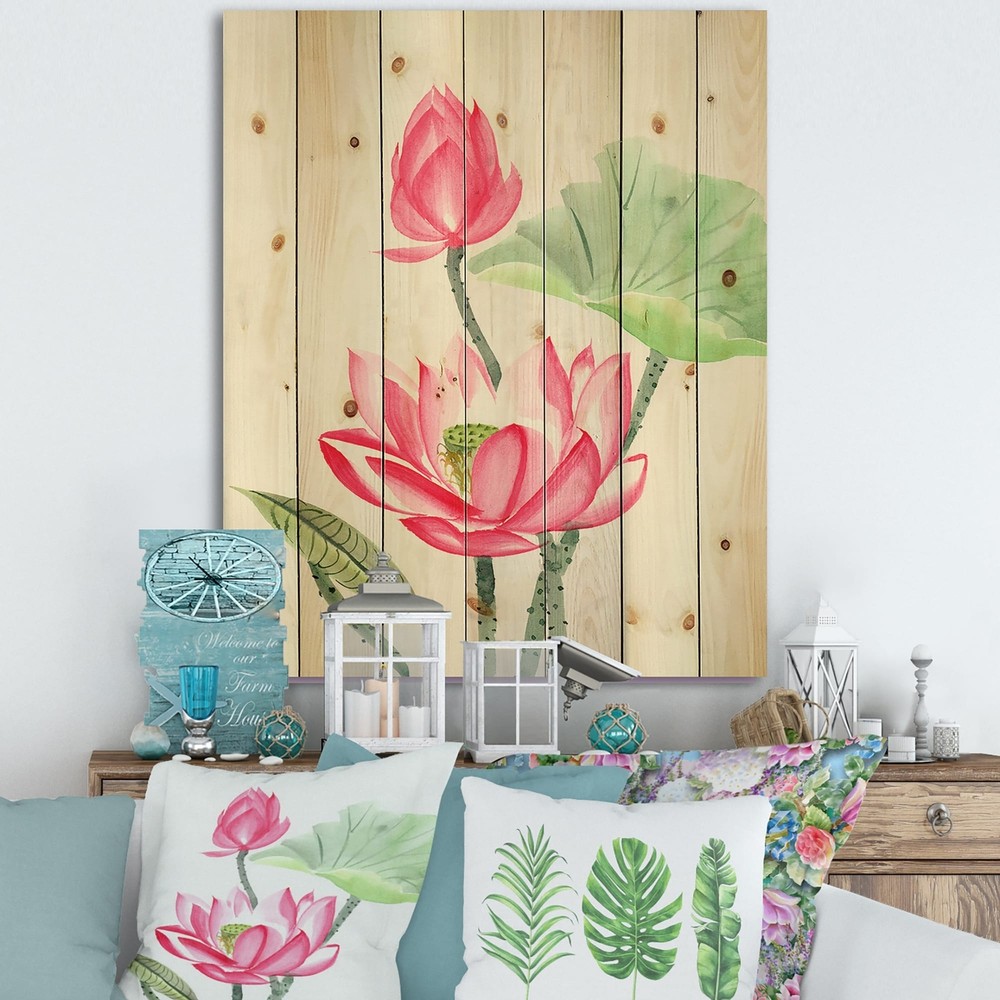 Designart 'Vintage Pink Lotus Flower' Traditional Print on