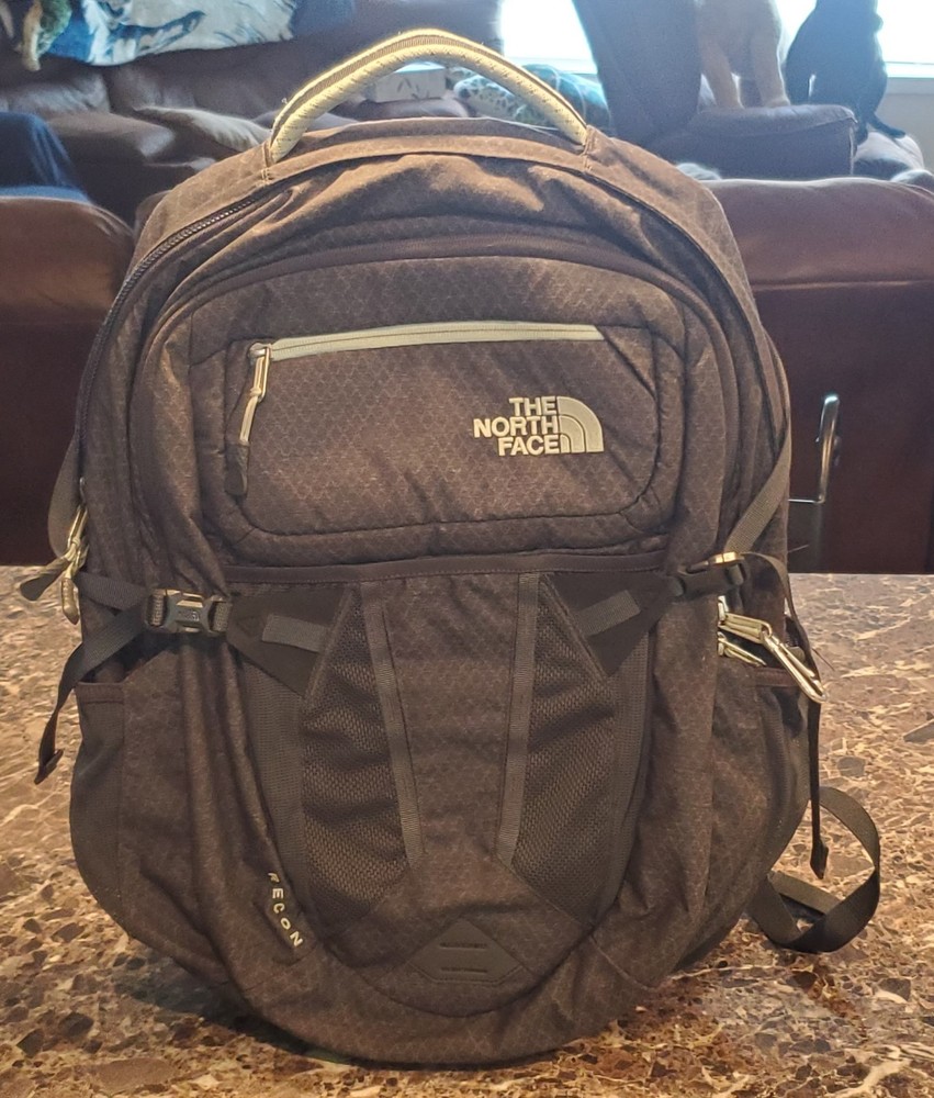 The North Face FlexVent Recon Backpack in Gray Mint Green Size Large