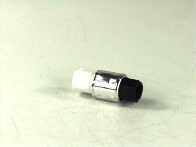 Air conditioning pressure switch for FIESTA sedan, FIESTA V, FOCUS C-MAX