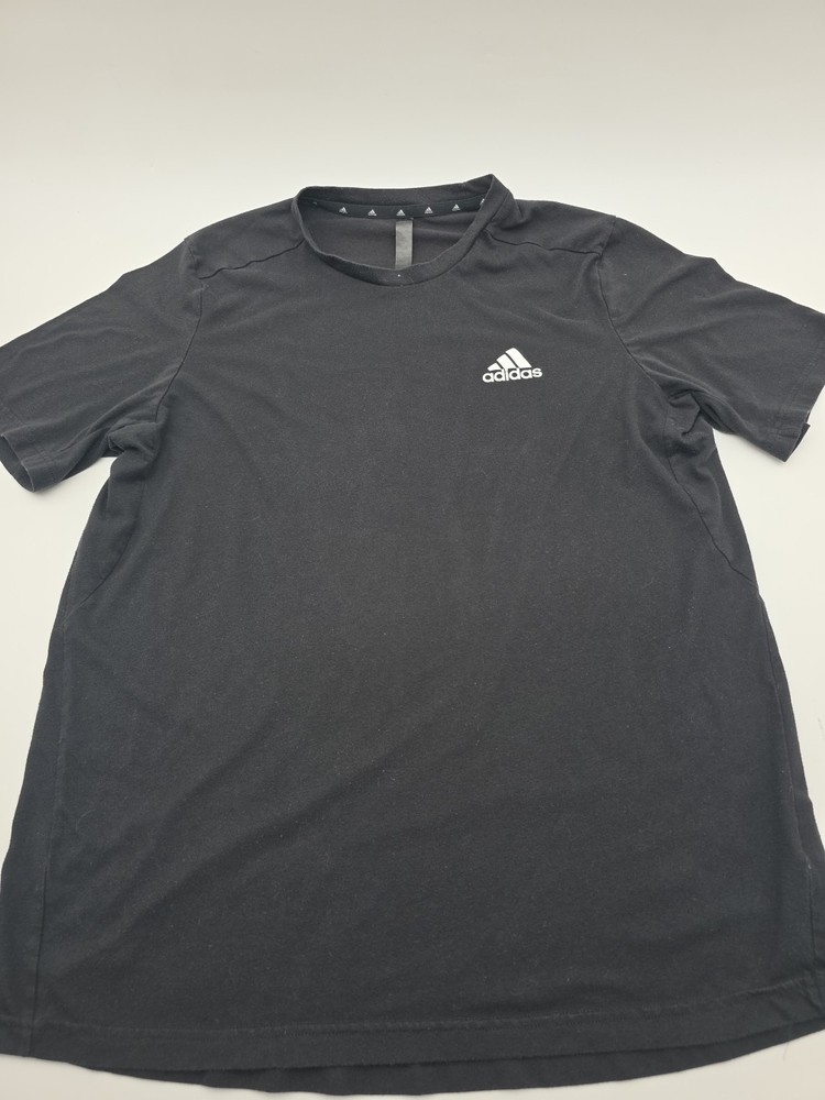Adidas T-shirt Men L Black Graphic Print Logo Tee. #45206