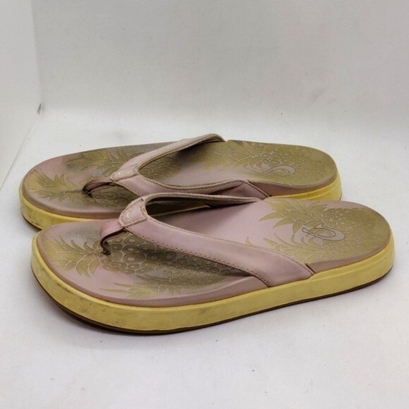 OluKai Womens NuA PiO Flip Flop Sandals Size 8 Pink Tan Retro Beach 90s Style