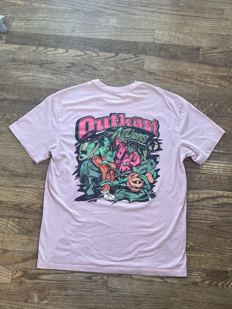 Outkast Aliens T-Shirt Unisex Cotton Size Medium Short Sleeve Graphic Tee