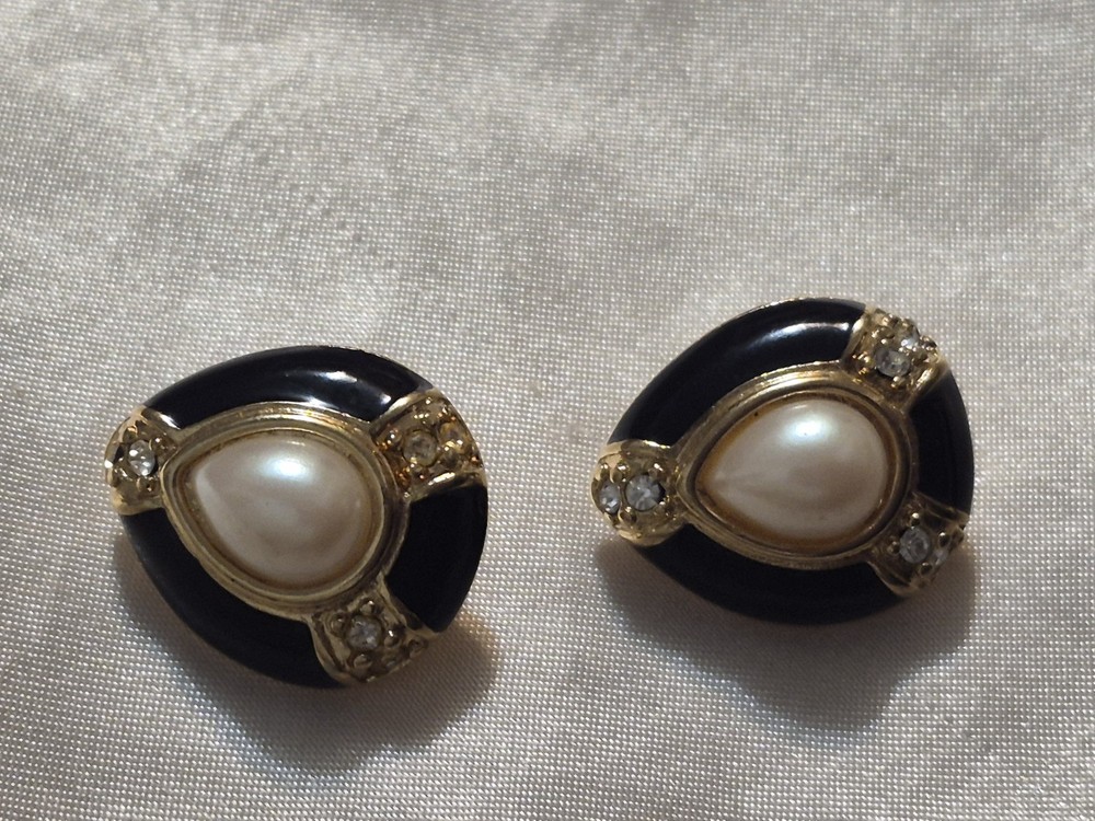 Vintage Gold Tone 1980's Black Enamel & Faux Pearl & Rhinestone Clip-On Earrings