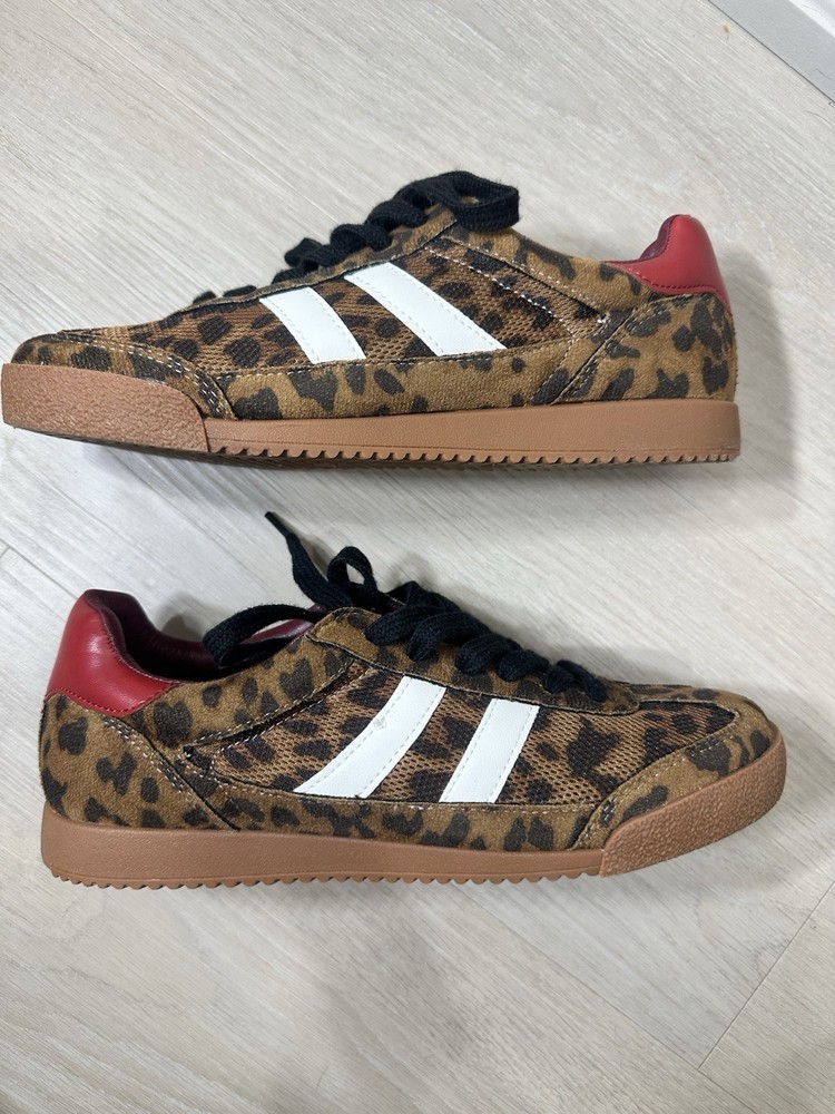 Steve Madden Leopard Print Sneakers Women’s 7 Lace Up Gum Sole Shoes