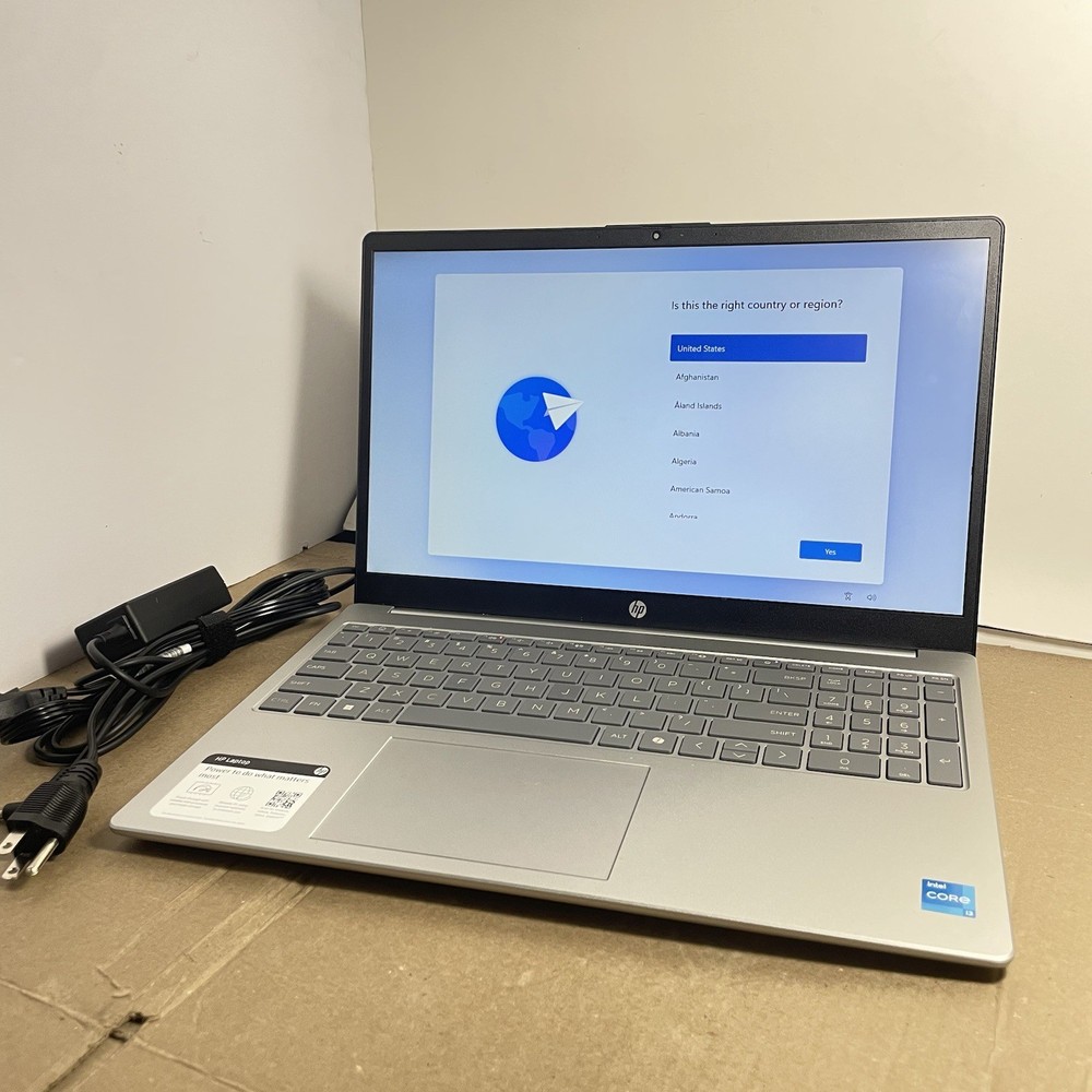 HP Laptop 15-FD0113DX 15.6