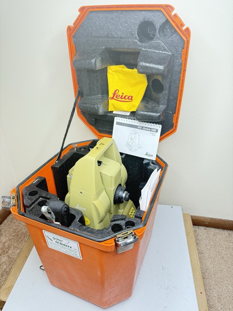 Leica TCM1100 Total Station with Hard Case