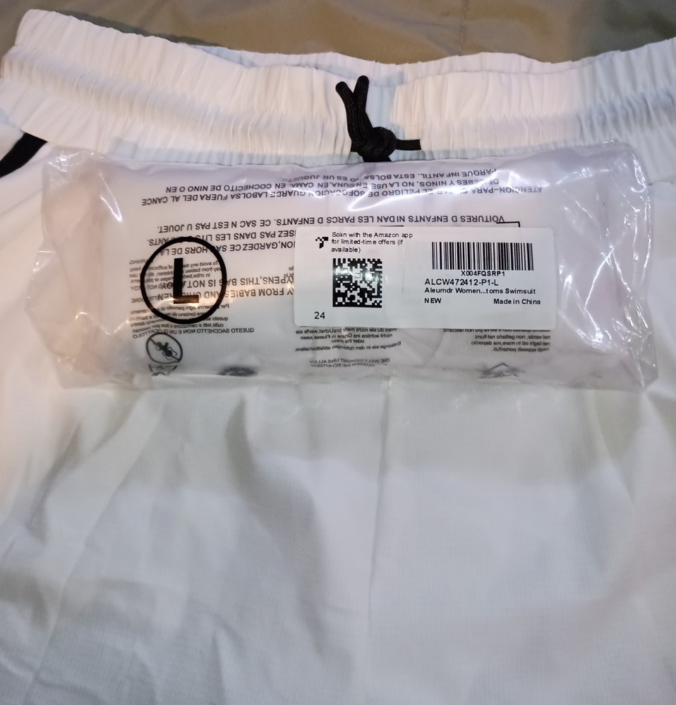 Aleumdr  Women’s White Swim/Athletic Shorts w/ Lining Size L