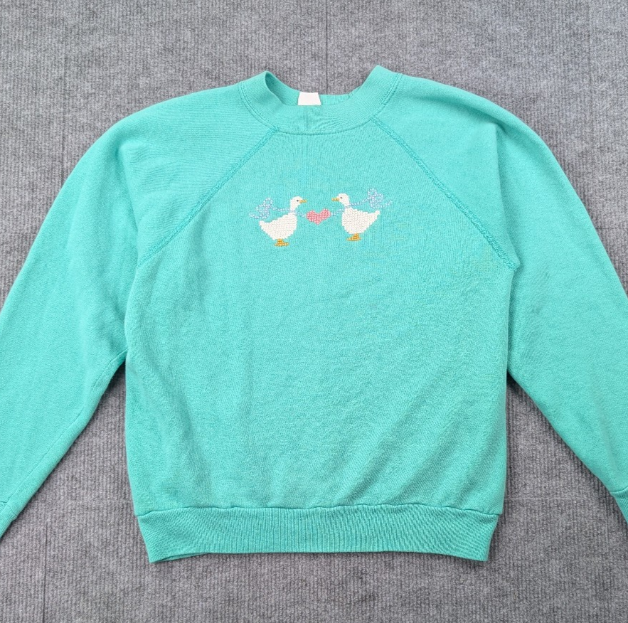 Vintage Cross Stitch Sweatshirt Womens Small Ducks Geese Novelty Grandma Love