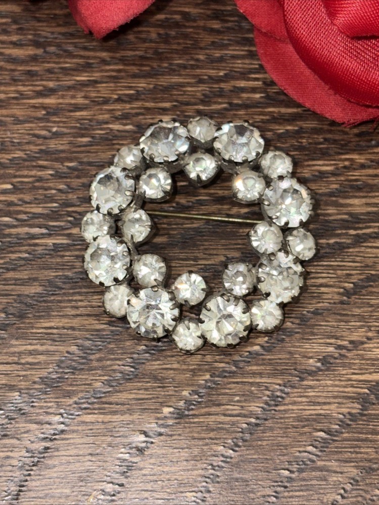 Vintage Austrian Layered Rhinestone Wreath Brooch Pin Stamped Silver-tone 1.5”