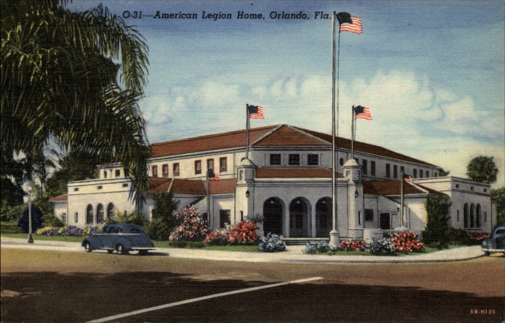 Orlando Florida ~ American Legion Home cars flags ~ 1940s linen postcard