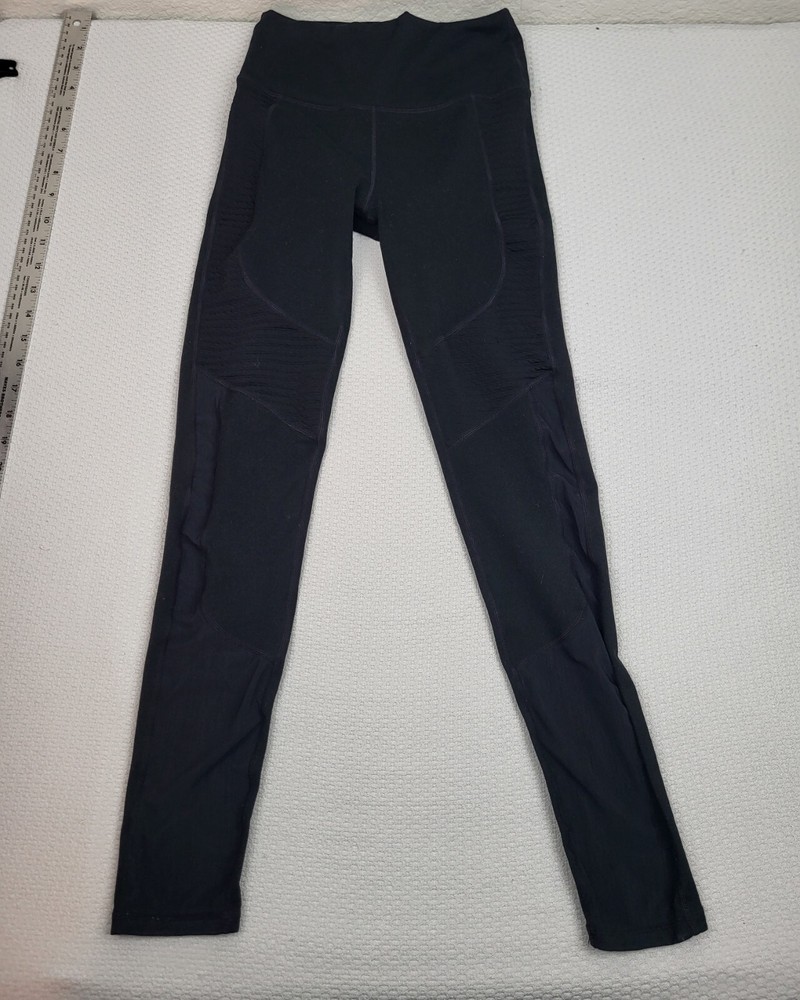 Fabletics Leggings Womens Small Black Athleisure Comfortable Yoga Gym Workout