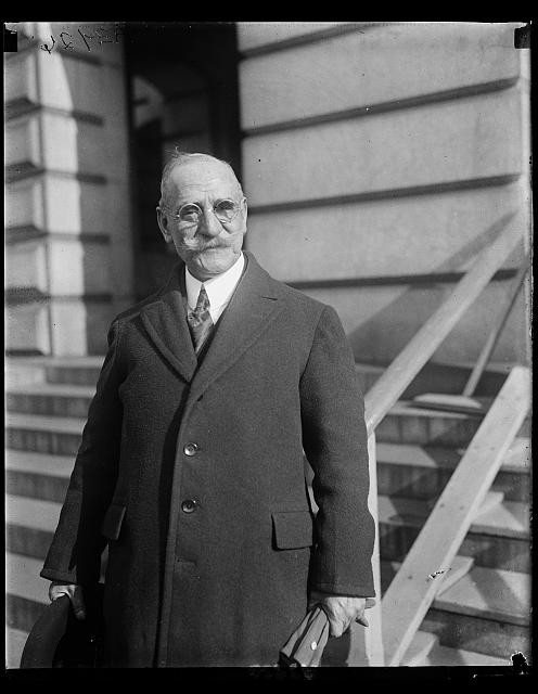 Photo:Washington D.C. U.S. Capitol Man Portrait 1922