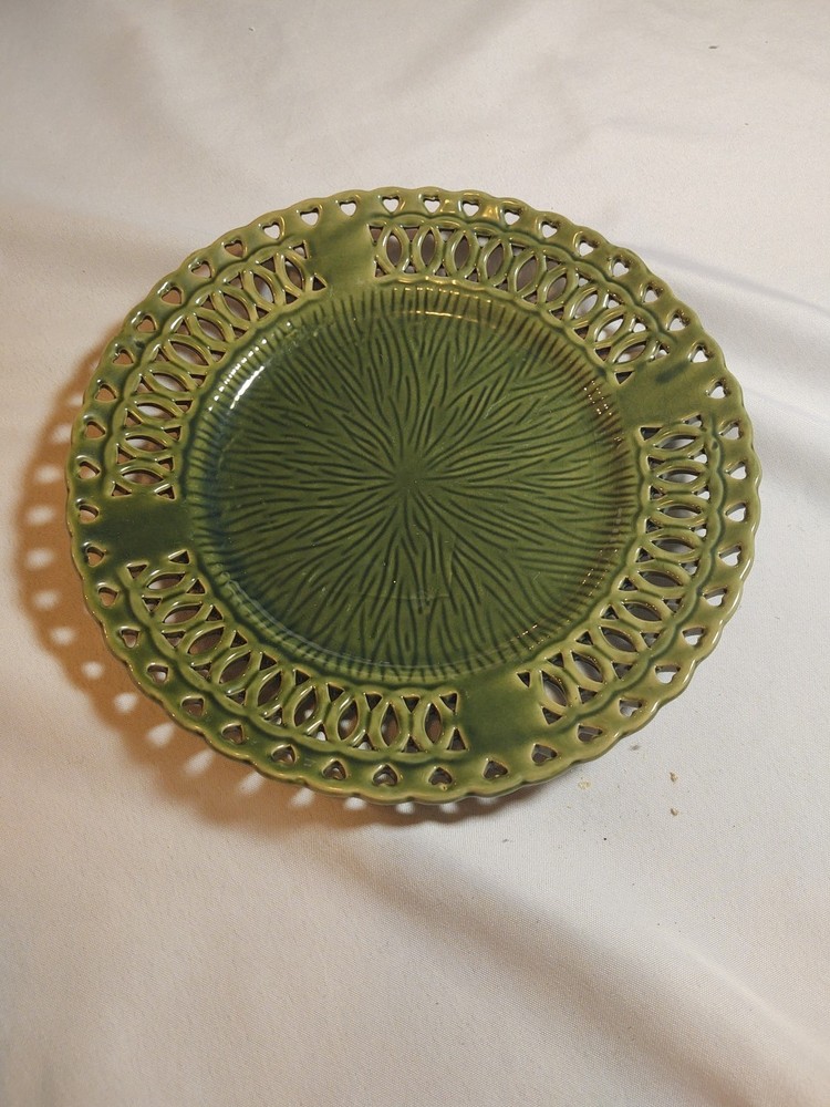 Hosley Pottery Decorative Green Reticulated Plate