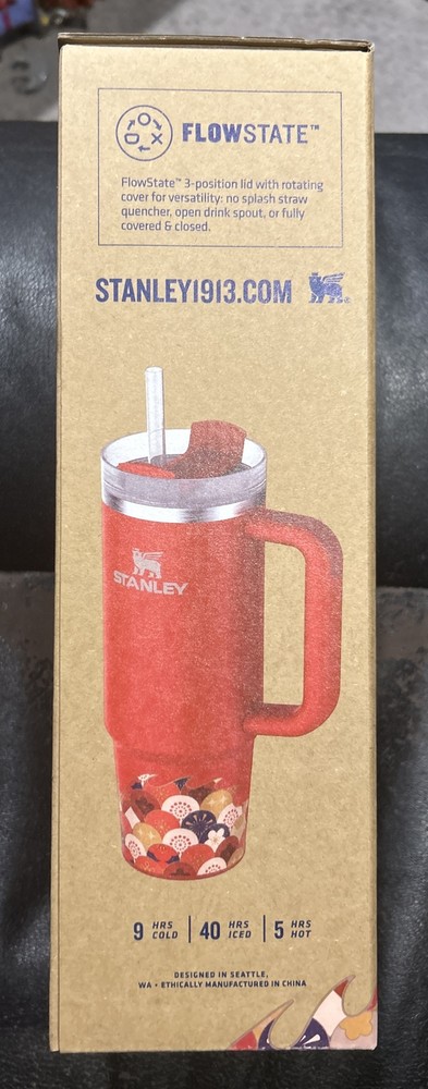Стакан Stanley Lunar New Year Red Dragon Quencher H2.0 Flowstate 30 унций в наличии