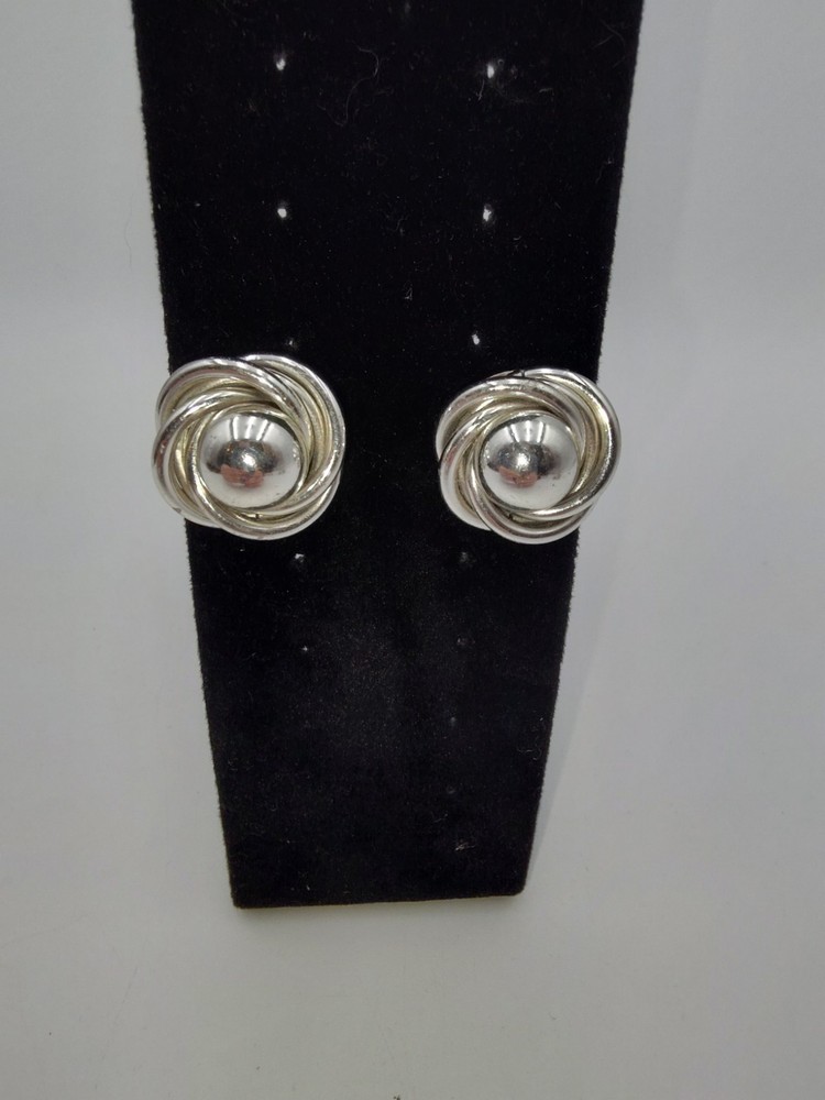 Vintage Coro Silvertone Spiral Round Clip on Earrings