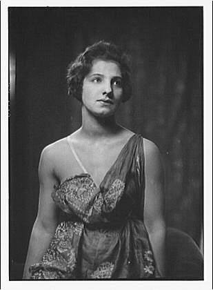 Irma Duncan dancer,women,costumes,clothing,acetate,Arnold Genthe,1928 9