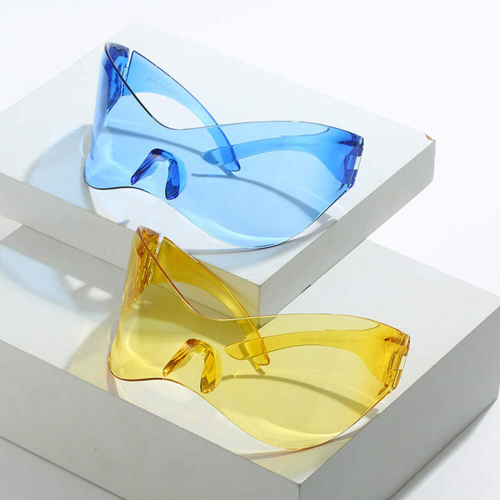 Large Rim Sunglasses for Women and Men, Trendy Y2K Rimless Style, Perfect for Fa