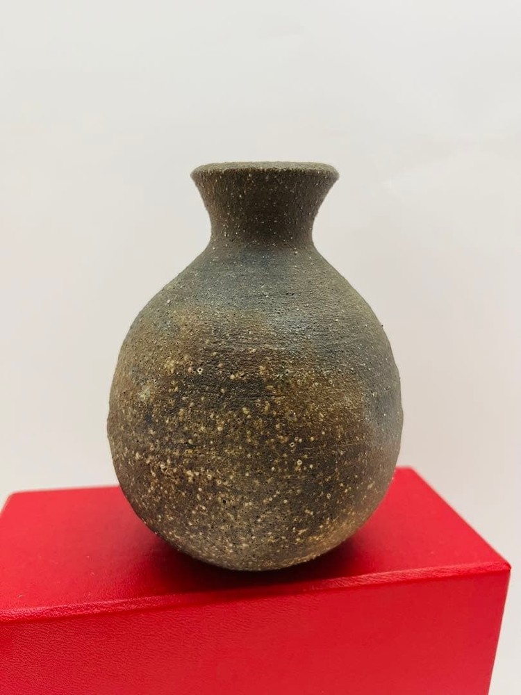 Bizen Ware Sake Bottle Single Flower Vase Japanese Pottery Traditional 11.5cm