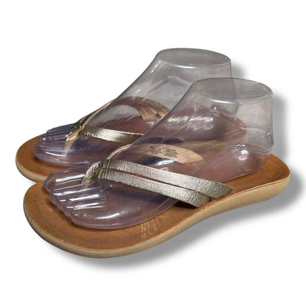 OluKai Womens Size 7 Kapehe Luana Cream Leather Brown Flip Flop Sandals