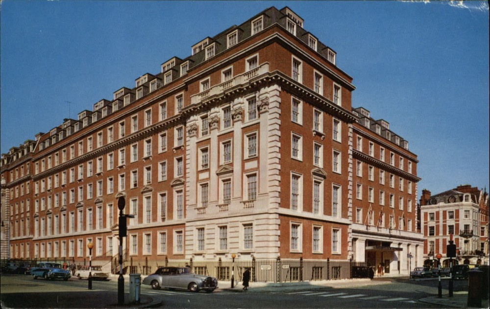London England United Kingdom Europa Hotel 1950s car Rolls Royce unused postcard