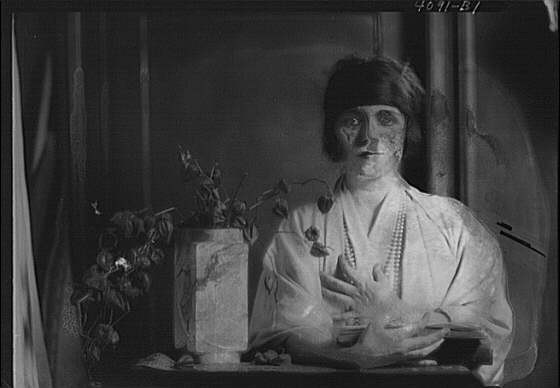Photo:Grant Robert Mrs Portrait Photograph 1923 Woman Studio Portrait