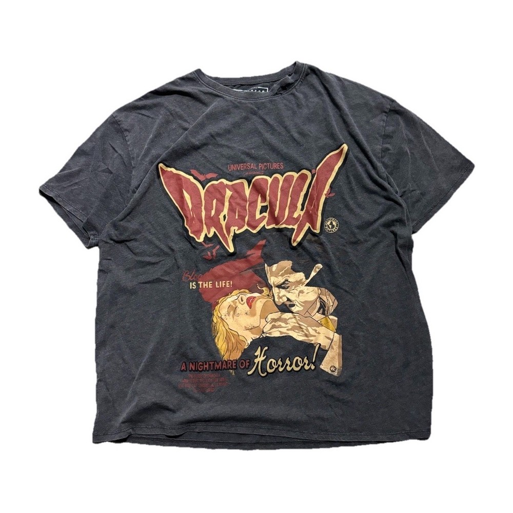 Universal Monsters Dracula Men’s L Gray Graphic Print Crew Neck Short Sleeve Tee