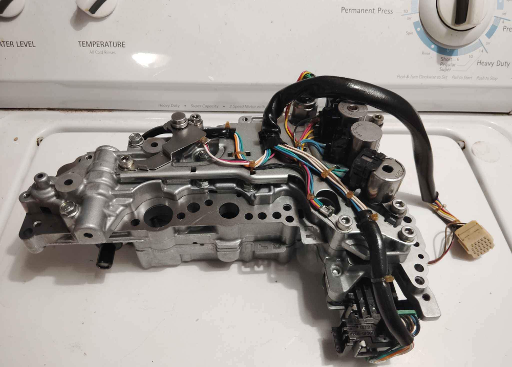 High-Performance Automatic Transmission Valve Body for Nissan Vehicles